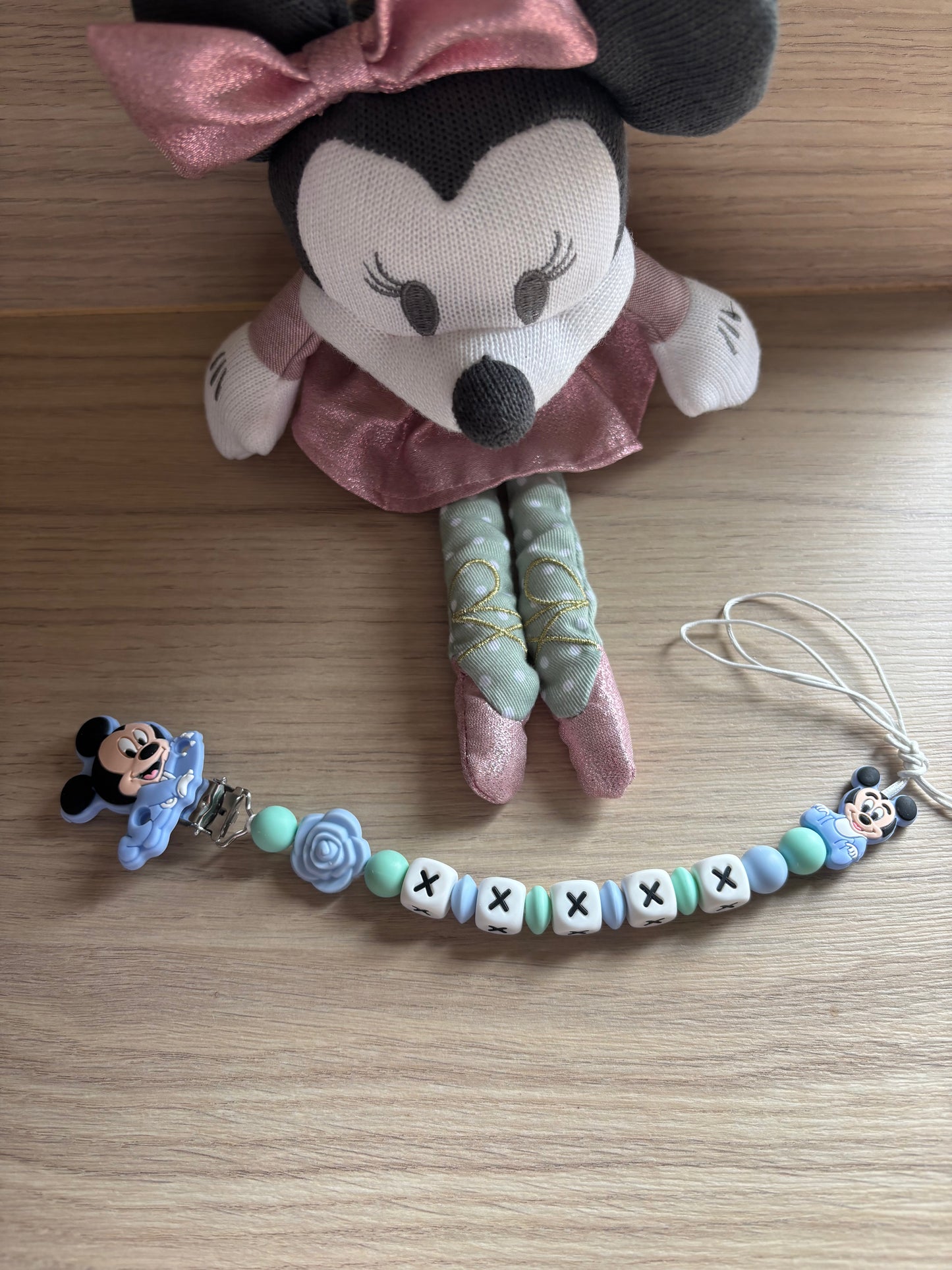 Attache tétine Mickey